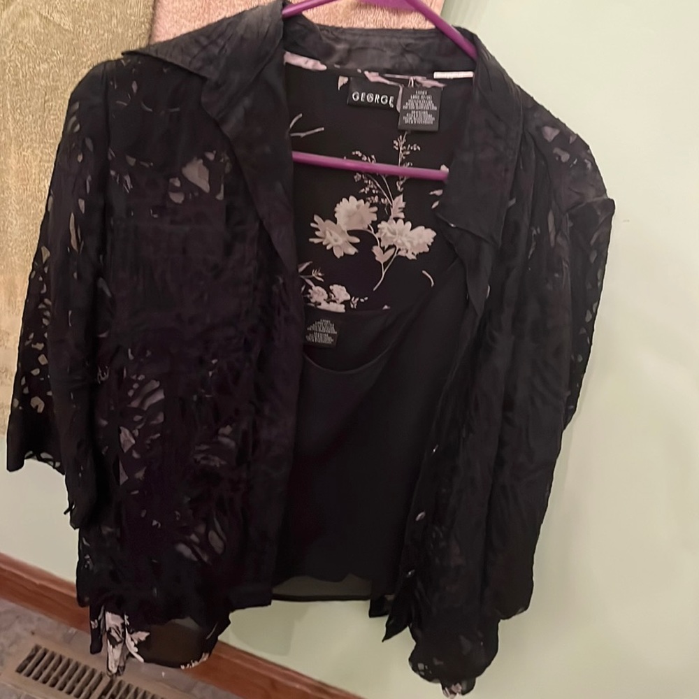 Beautiful 3 pice, large top